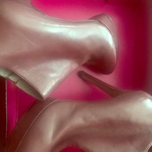 Vince Camuto  Leather Booties